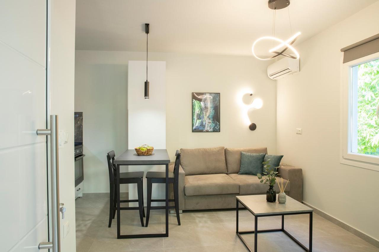 Elena Luxury Living Apartment Paralía Skotínis Екстериор снимка