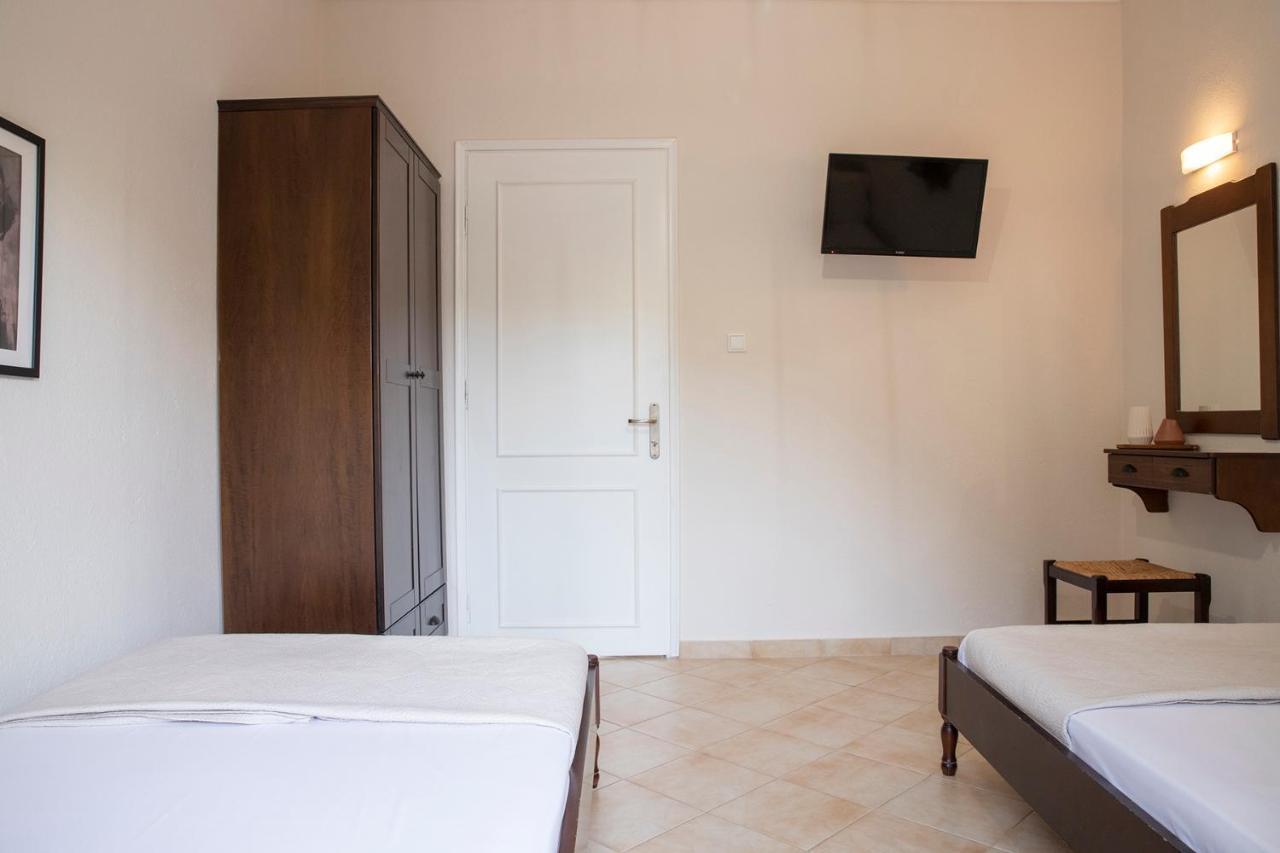 Elena Luxury Living Apartment Paralía Skotínis Екстериор снимка